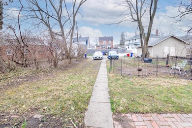 979 Northwest Blvd-5