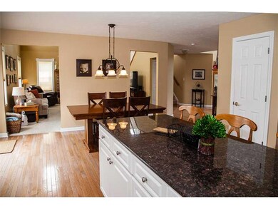 Kitchen. Breakfast area!