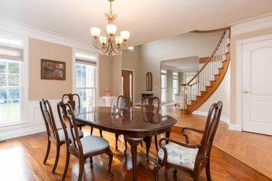 8040 Glenwynd-5