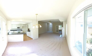 2466 Greenridge Dr, Medford, OR 97504 - photo 6