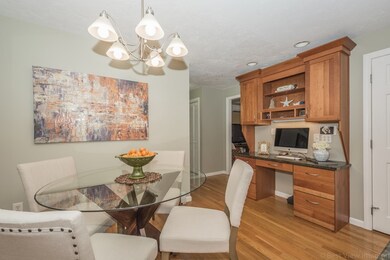 2 Ashley Cir, Acton, MA 01720 - photo 5