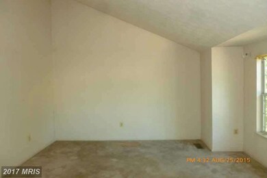 706 Carlough St, Hyattsville, MD 20785 - photo 2