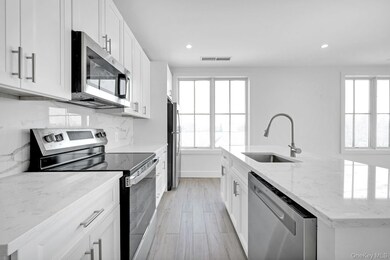 291 Main St unit 2B, Eastchester, NY 10709 - photo 5