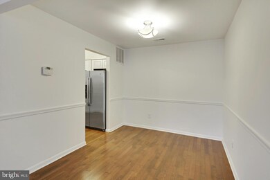 11438 Appledowre Way, Germantown, MD 20876 - photo 4