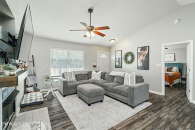 8625 Ball Park Ln, Knoxville, TN 37920 - photo 4