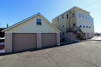 164 Lakeview Ave, Ludlow, MA 01056 - photo 2