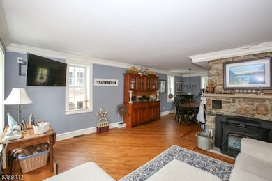 51 Shore Rd, Lake Hopatcong, NJ 07849 - photo 5