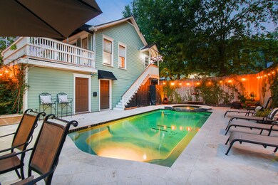 1301 Arlington St, Houston, TX 77008 - photo 4