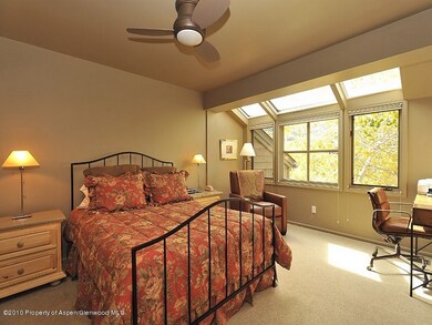 g bed