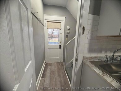 1019 Fairfield St, Scranton, PA 18509 - photo 5