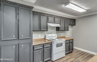207 W Dewey Camp Dr-57