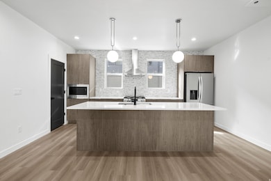 595 E Betsey Cove S unit 25, Salt Lake City, UT 84107 - photo 2