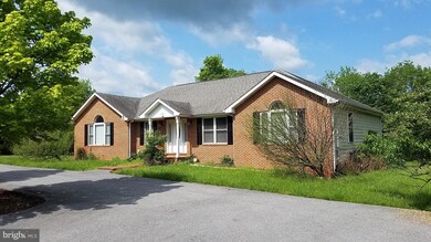 171 Peach Tree Ln, Bunker Hill, WV 25413 - photo 2