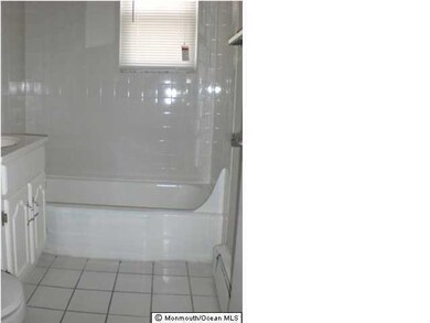 5 Cross Rd unit 218B, Matawan, NJ 07747 - photo 3