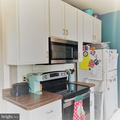 970 W Main St, New Holland, PA 17557 - photo 7