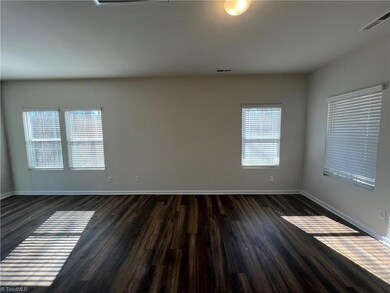 119 Stockbridge Ln, Statesville, NC 28625 - photo 4