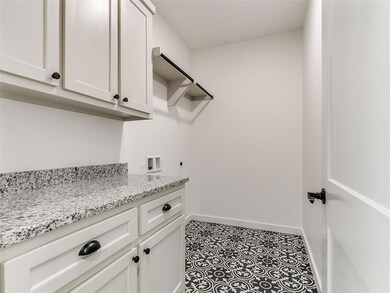 2124 NE 14th St, Oklahoma City, OK 73117 - photo 7