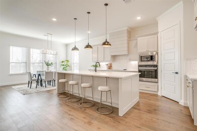 1024 Gatlin Cir, Springtown, TX 76082 - photo 7