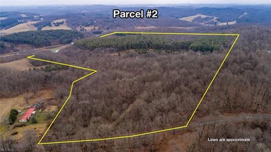 7033 Avon Rd NE unit 26B, Carrollton, OH 44615 - photo 3