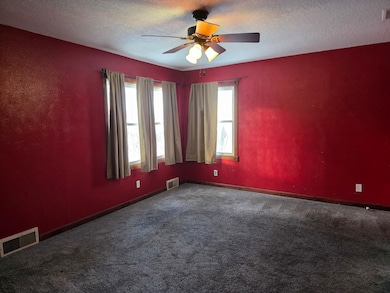 2909 W Le Fevre Rd, Sterling, IL 61081 - photo 4