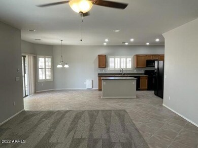 Kitchen and Eat In Area