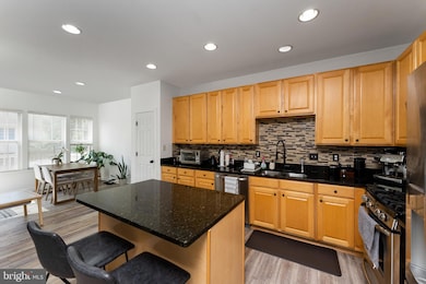 42795 Shaler St, Chantilly, VA 20152 - photo 5