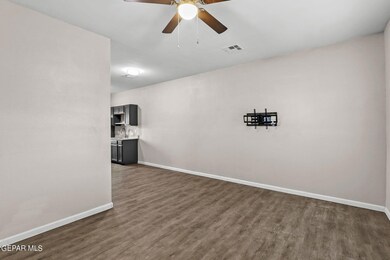 368 Milton Rd unit A, El Paso, TX 79915 - photo 3