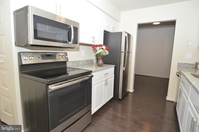 11310 Sperry Stream Way unit 136, Bowie, MD 20720 - photo 5