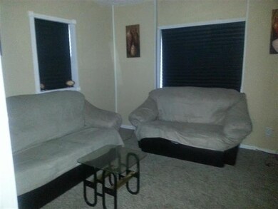 1561 W Franklin St, Elkhart, IN 46516 - photo 2