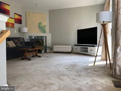 46348 Pryor Square, Sterling, VA 20165 - photo 3