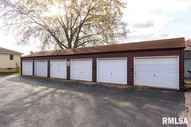 2035 E 38th Street Place unit 6, Davenport, IA 52807 - photo 2