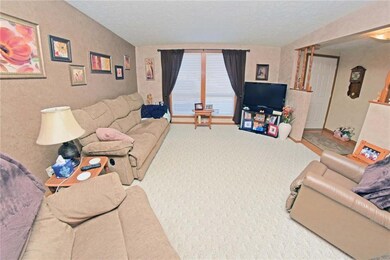 921 Columbus Ave, Batesville, IN 47006 - photo 3