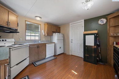 2021 Mahan Ave unit I8, Richland, WA 99354 - photo 5