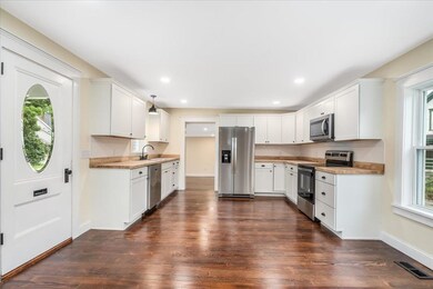 20 Preston St, Hillsborough, NH 03244 - photo 3