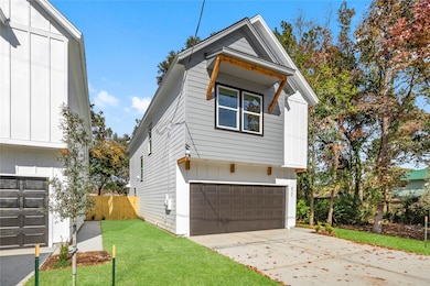 824 Enterprise St, Houston, TX 77088 - photo 4