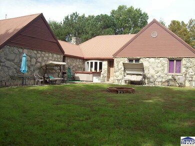 900 7th St NE, Linton, IN 47441 - photo 2