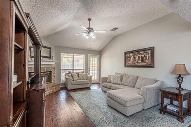 218 Merlin Dr, Weatherford, TX 76086 - photo 5