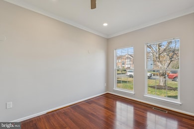 9193 Matthew Dr, Manassas Park, VA 20111 - photo 5