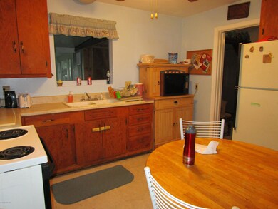 6538 Solandra Dr S, Jacksonville, FL 32210 - photo 5