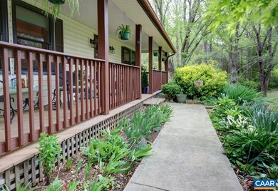 Walkway to Front Porch