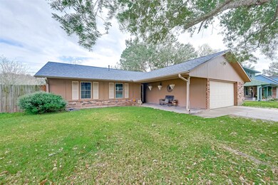 2908 El Camino St, Bay City, TX 77414 - photo 3