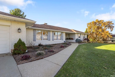 54865 Shorelane W, Elkhart, IN 46514 - photo 3