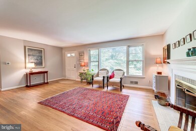9900 Duncan St, Fairfax, VA 22031 - photo 6