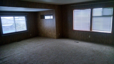 474 A V living rm
