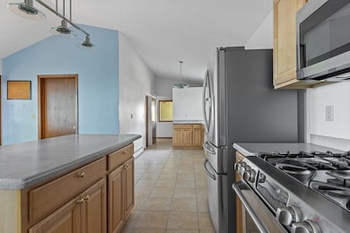 4072 S Shore Dr, Erie, PA 16505 - photo 7