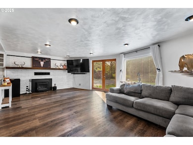 32005 Scappoose Vernonia Hwy, Scappoose, OR 97056 - photo 3