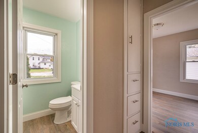 220 Maple St, Woodville, OH 43469 - photo 7