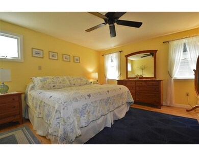 104 Miller St, Franklin, MA 02038 - photo 5