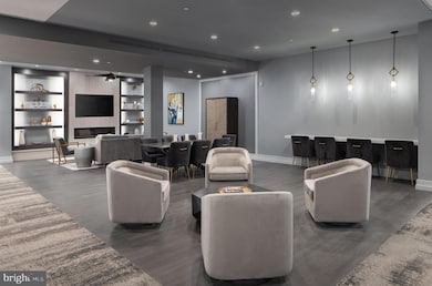 101 N Queen St unit 412, Lancaster, PA 17603 - photo 4