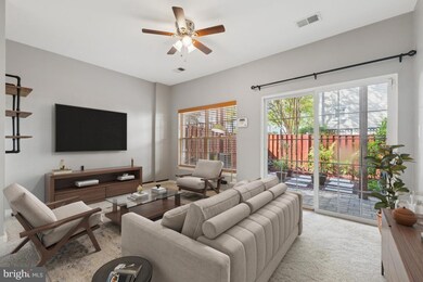 5332 Chieftain Cir, Alexandria, VA 22312 - photo 2